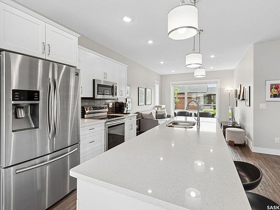 5th image of UNIT 68-103 Pohorecky CRESCENT