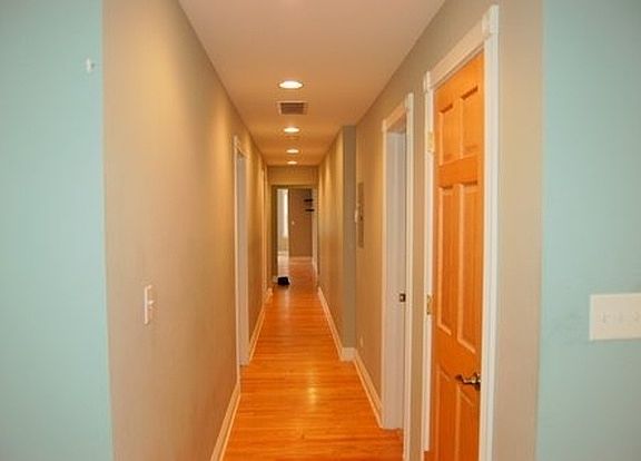 5th image of 1421 W Birchwood Ave APT 1W