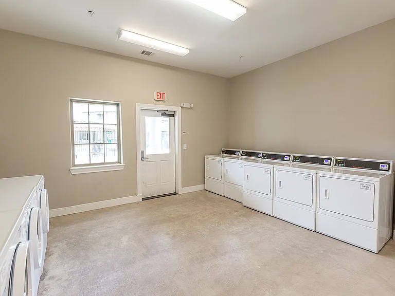 Freedom Hills Ranch Apartments — Photo 134
