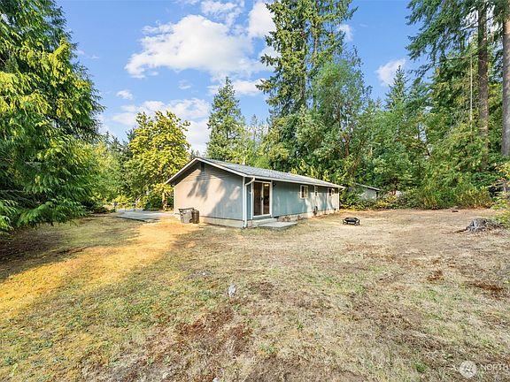 3rd image of 7720 185th Avenue E