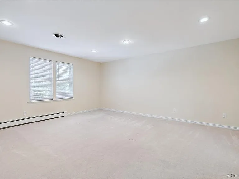 1424 S Lima St — Photo 9