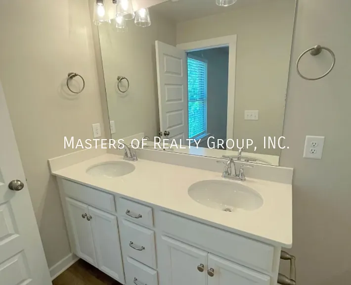 329 Shiloh Creek Dr — Photo 16