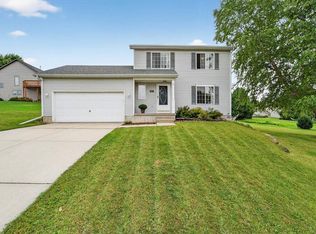 816 Vista Ridge Dr, Mount Horeb, WI 53572