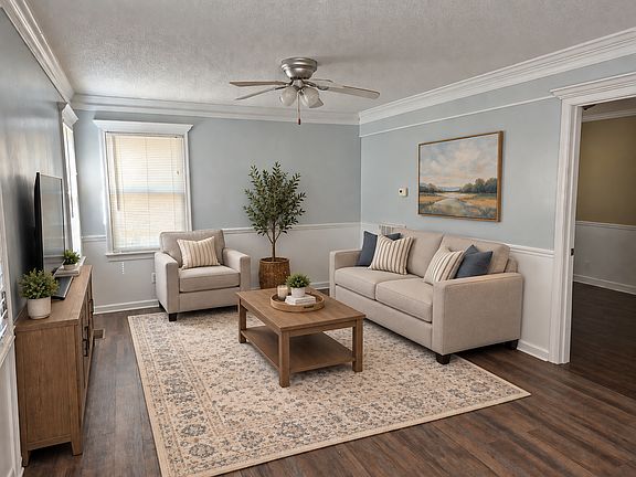 2nd image of 804 Joy St