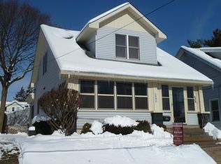 1251 Crosby St NW, Grand Rapids, MI 49504