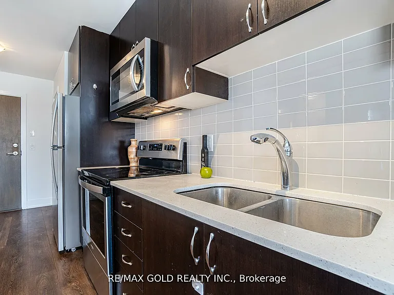 1255 Bayly St #LP03 — Photo 13