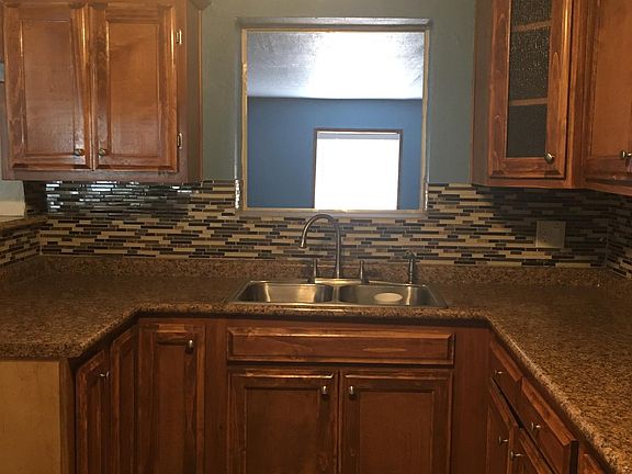 5th image of 8321 Vance Pl
