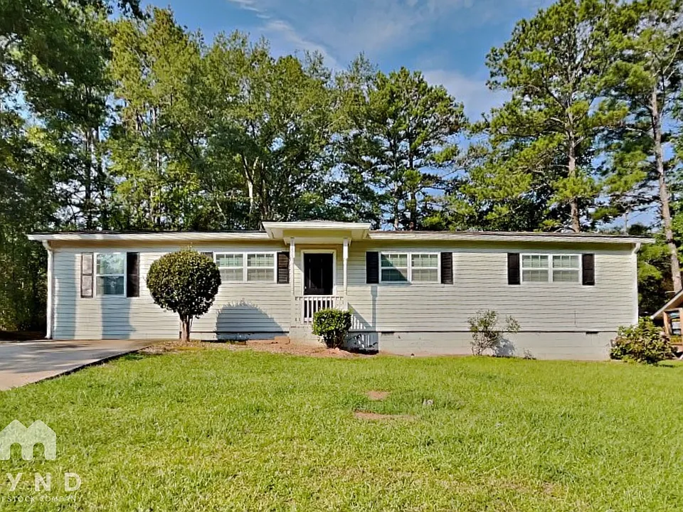6156 Water Oak Cir SW