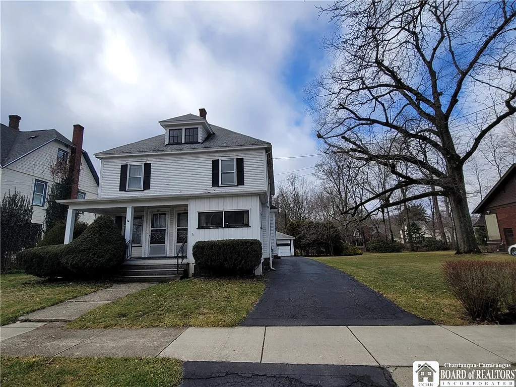 138 W Falconer St photo 1