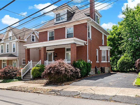 2nd image of 628 Library Ave