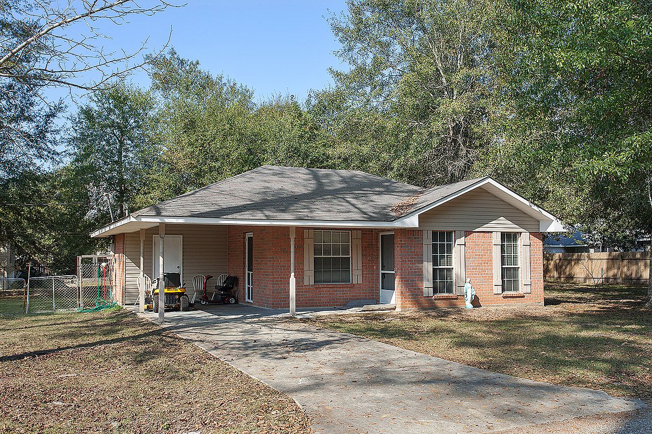 28465 Isaac Rd, Lacombe, LA 70445 | Zillow
