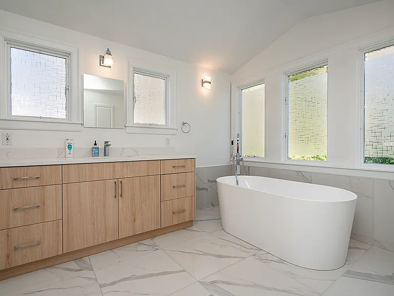 5626 Highbury St — Photo 20