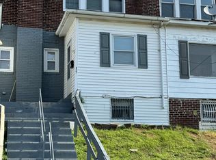 927 Keystone Rd, Chester, PA 19013