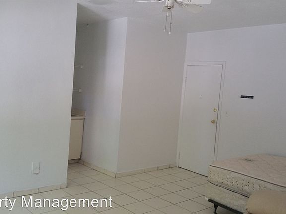 5th image of 965 Biarritz Dr APT 11