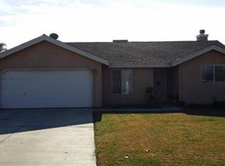 511 Teddy St, Farmersville, CA 93223