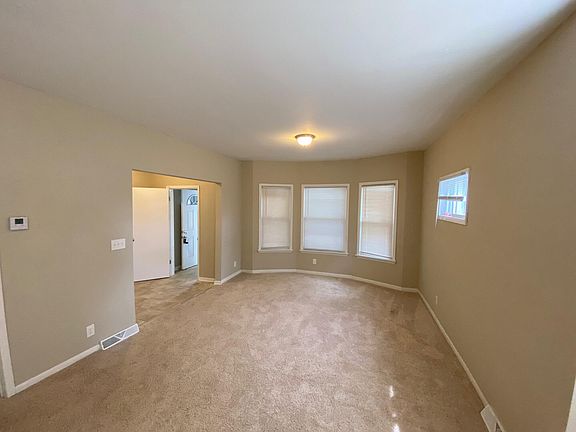 5th image of 2319 N 44th St #2321