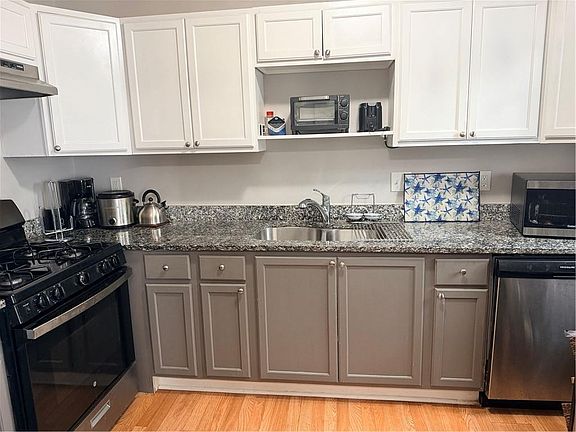 5th image of 2057 Lenoa Ln