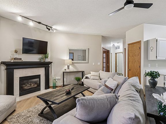 4th image of 2531 Patricia Dr