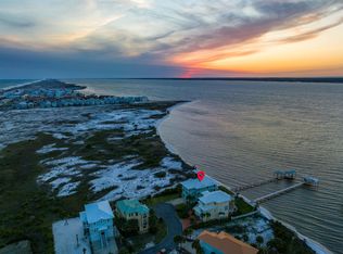 7612 Key West Dr, Navarre, FL 32566
