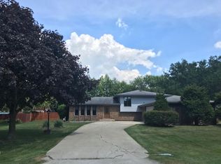 2880 Oak Rail Dr, New Lenox, IL 60451