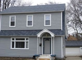1728 Linden Ave SE, Grand Rapids, MI