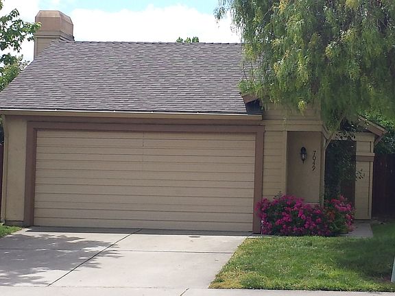 3rd image of 7049 Sprig Dr