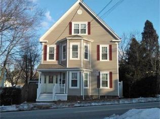 614 Willard St #1, Quincy, MA 02169