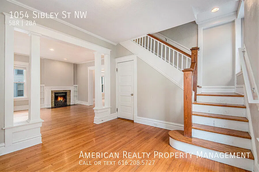 5 bed, 2165 sqft, $3,000 — Photo 2