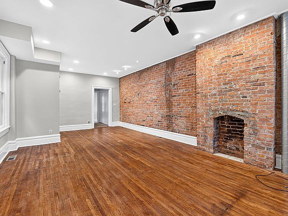 5th image of 247-249 Thurman Ave