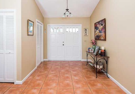 Home For Sale In Escondido