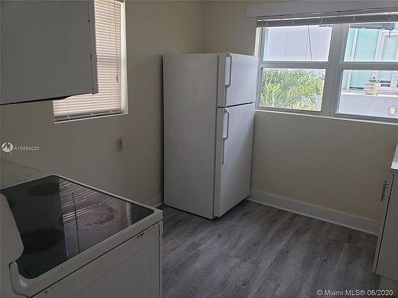 4th image of 1505 SE 2nd Ct APT 3