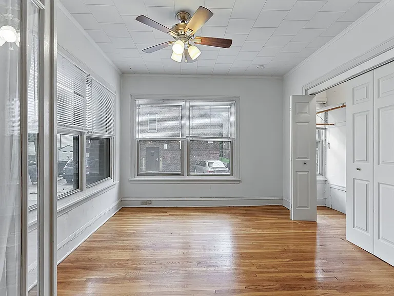 2219 Garfield Ave Apartments | Origen Living — Photo 32