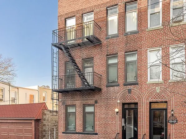 48-50 41st St #6, Sunnyside, NY 11104