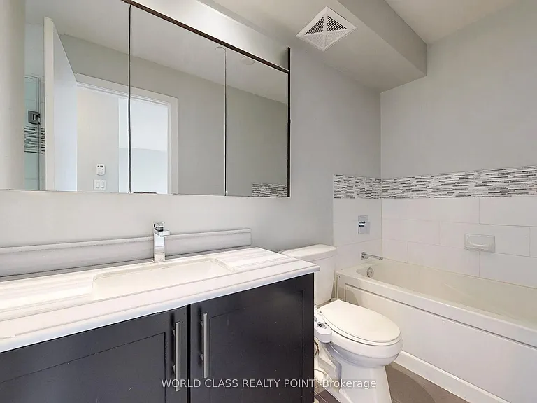 4070 Parkside Village Dr #7 — Photo 27