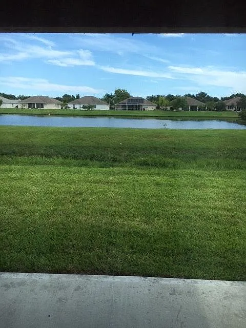 3 bed, 1970 sqft, $2,299 — Photo 4