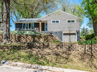 4670 Frederick St, Omaha, NE 68106