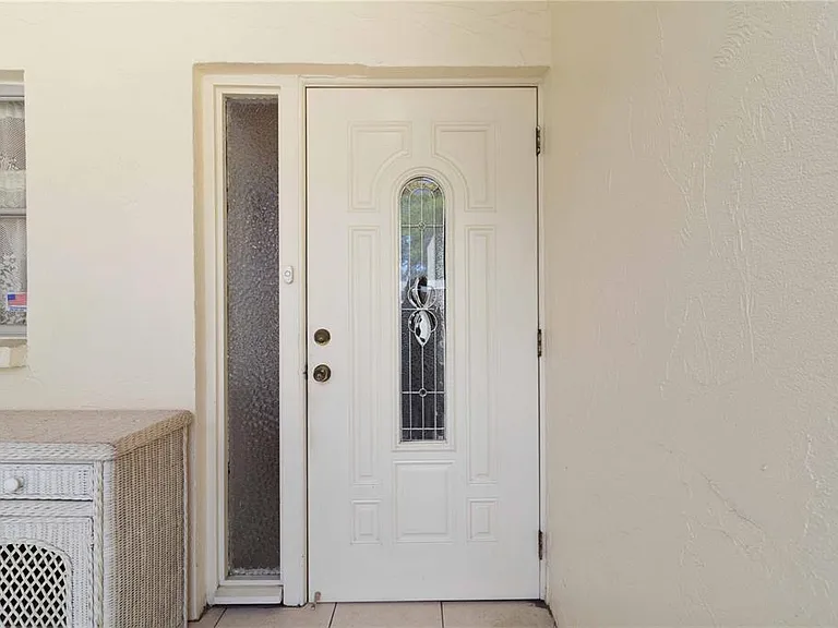 6215 Green View Cir #74 — Photo 4