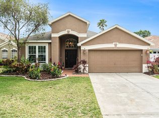 9026 Cliff Lake Ln, Tampa, FL 33614