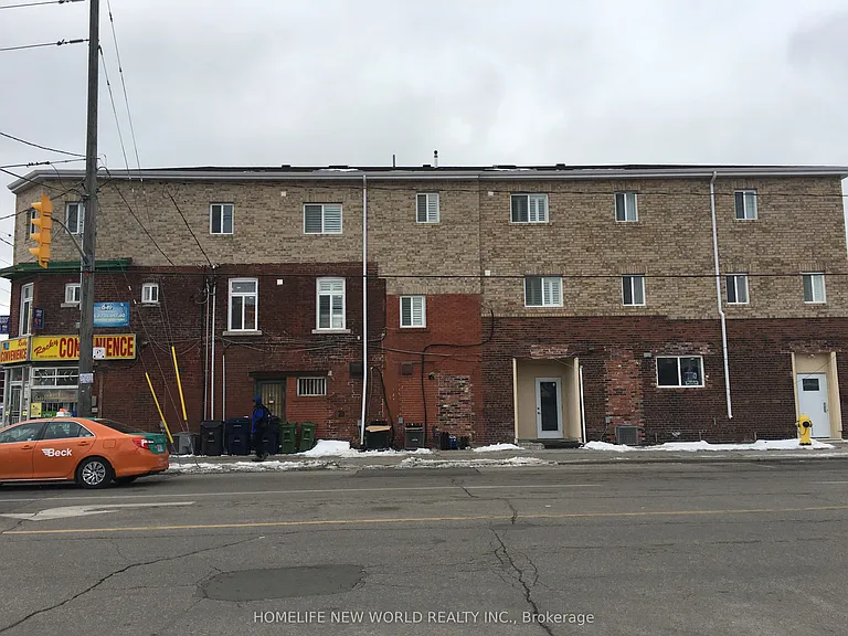 2466 Saint Clair Ave W #2 — Photo 5