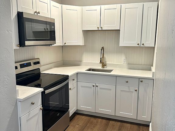 2nd image of 2921 Emerson Ave S #2921