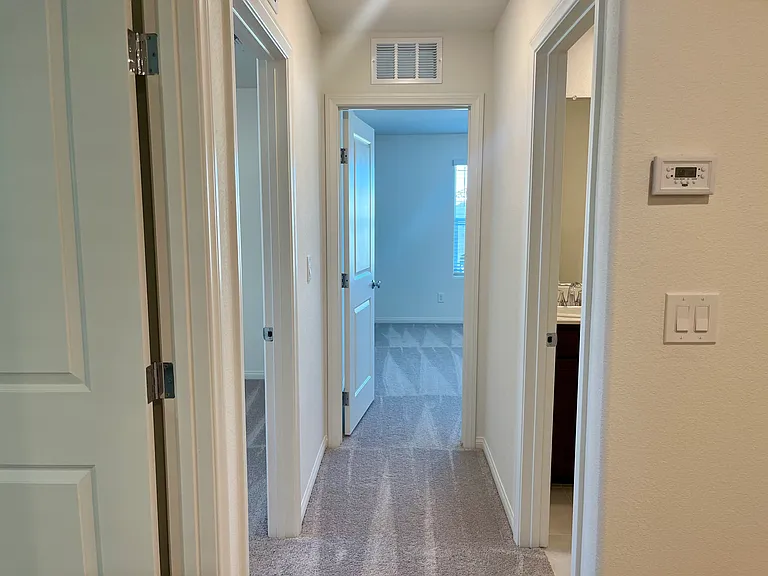 6947 Wildhorse Creek St — Photo 32