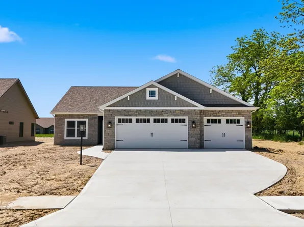 2025 Approach Dr, Auburn, IN 46706