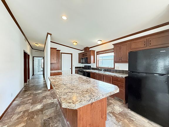 3rd image of 105 20th St NW #455
