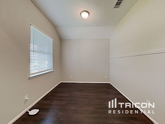 5th image of 21566 Alexa Forest Dr
