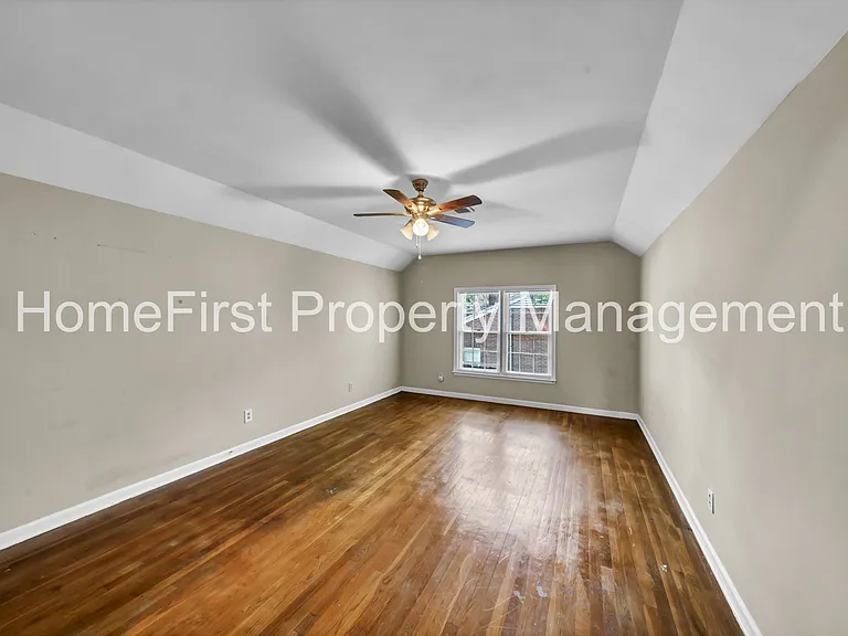 105 Meadowlark Dr #B — Photo 18