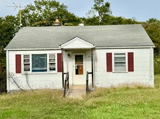 3556 Brights Rd, Gretna, VA 24557