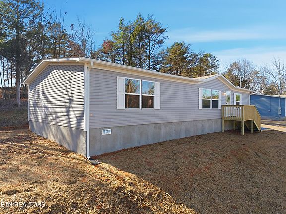 3rd image of 780 Little Dogwood Rd