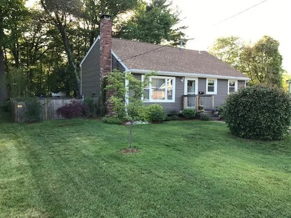 78 N Leyden St, Brockton, MA 02302