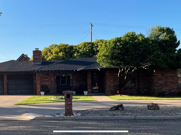 501 E 17th Ln, Portales, NM 88130