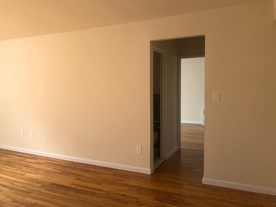1st image of 14202 84th Dr APT 5A